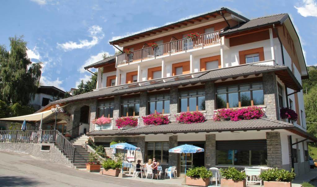 Albergo Moderno & Spa Fuipiano Valle Imagna Exterior foto